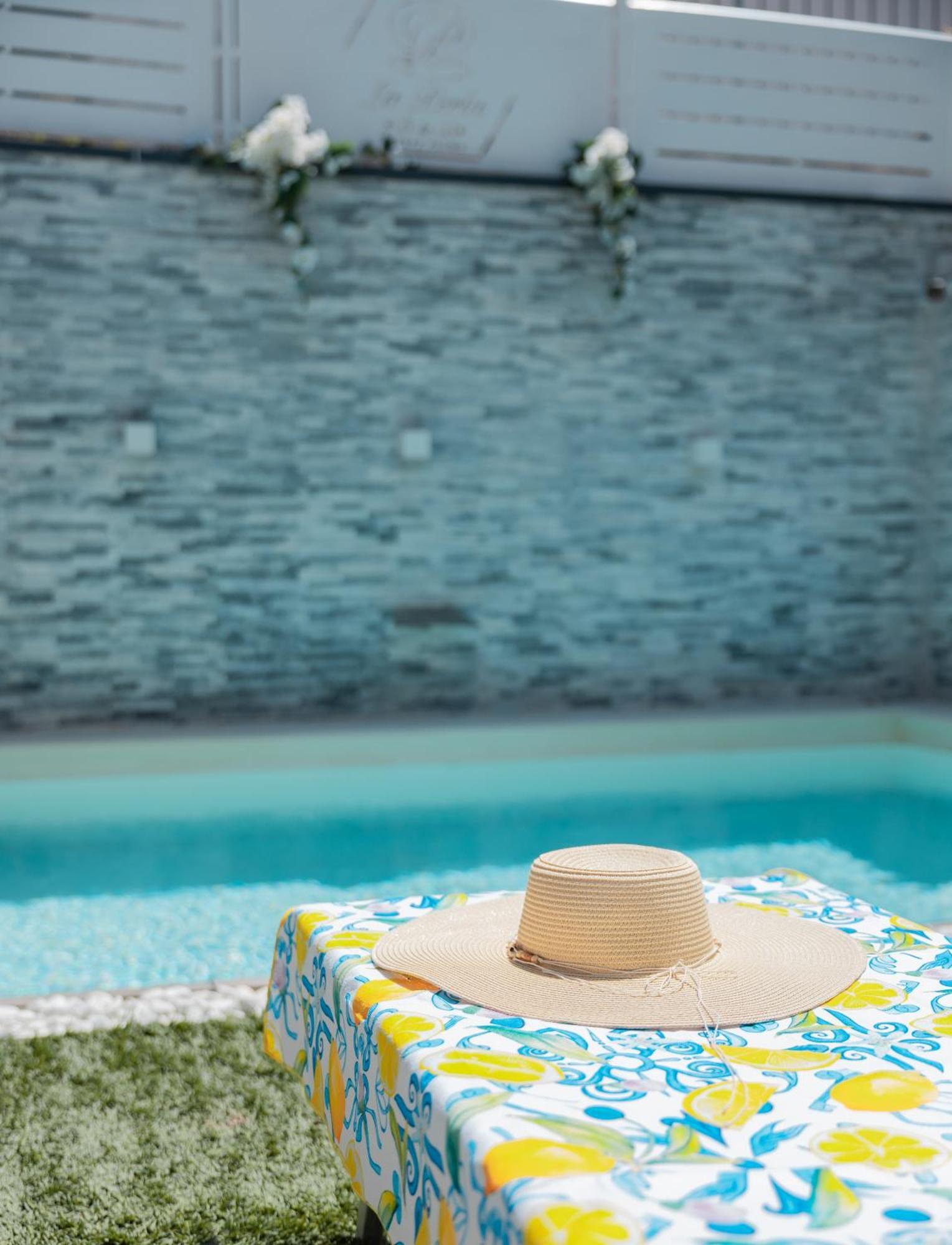 La Perla Luxury Rooms アングリ エクステリア 写真